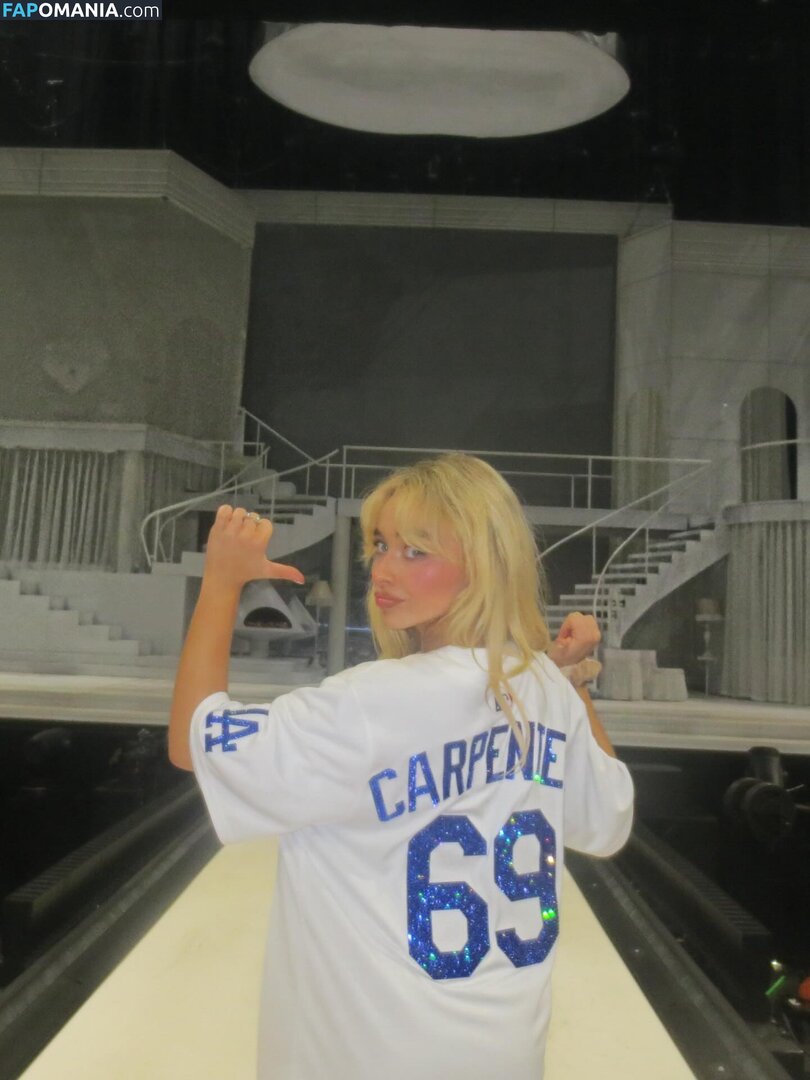 Sabrina Carpenter / https: / sabrinacarpenter Naakt OnlyFans  Gelekte foto #2487