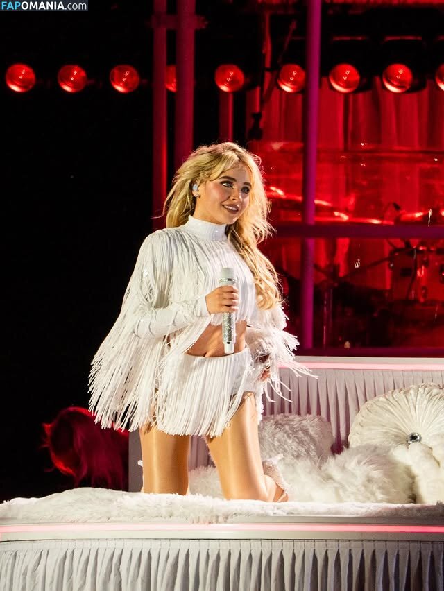 Sabrina Carpenter / https: / sabrinacarpenter Naakt OnlyFans  Gelekte foto #2502