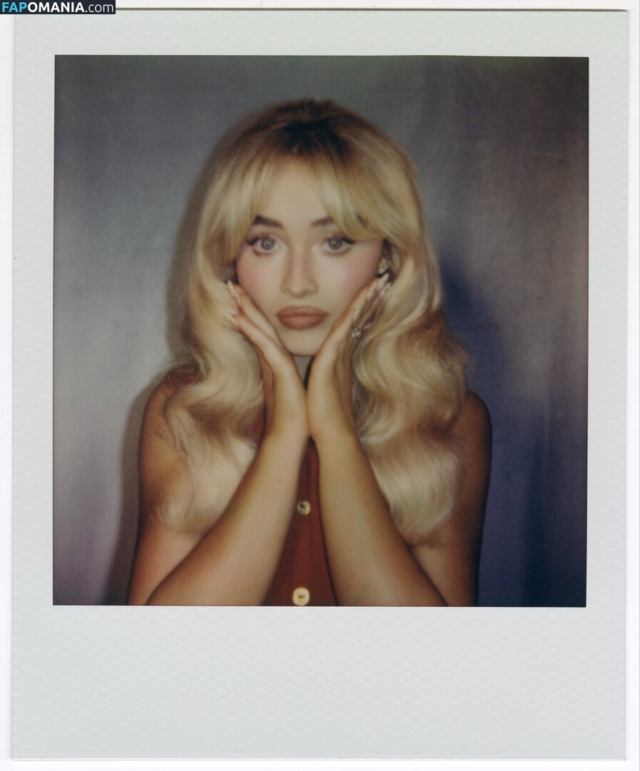Sabrina Carpenter / https: / sabrinacarpenter Naakt OnlyFans  Gelekte foto #2543