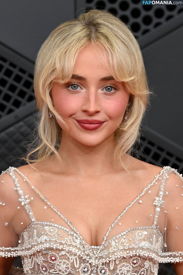 Sabrina Carpenter / https: / sabrinacarpenter Naakt OnlyFans  Gelekte foto #2573