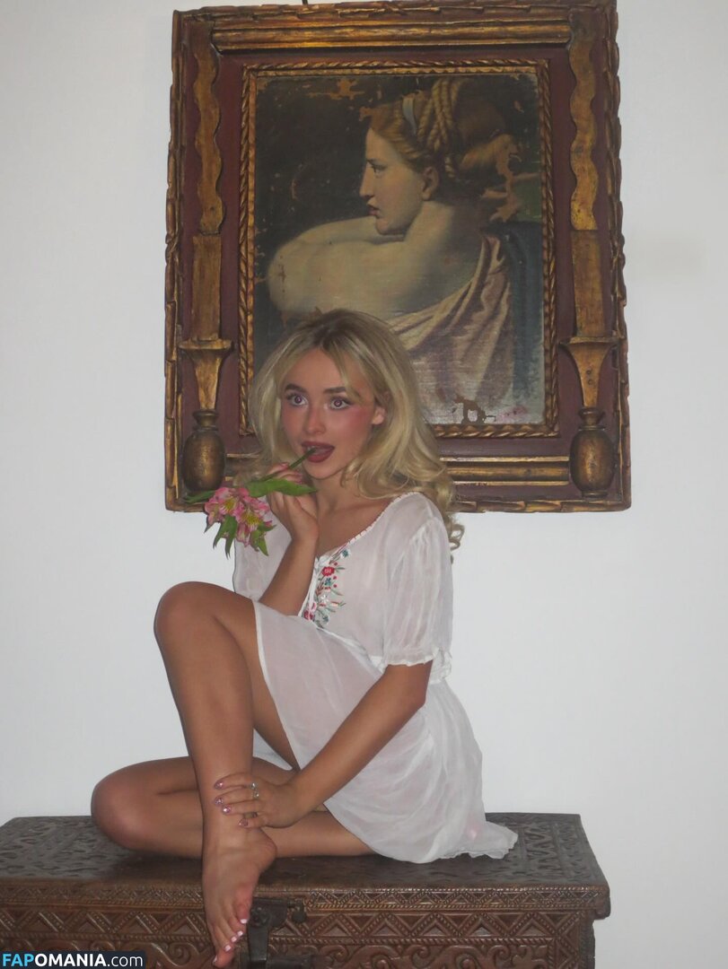 Sabrina Carpenter / https: / sabrinacarpenter Naakt OnlyFans  Gelekte foto #2605