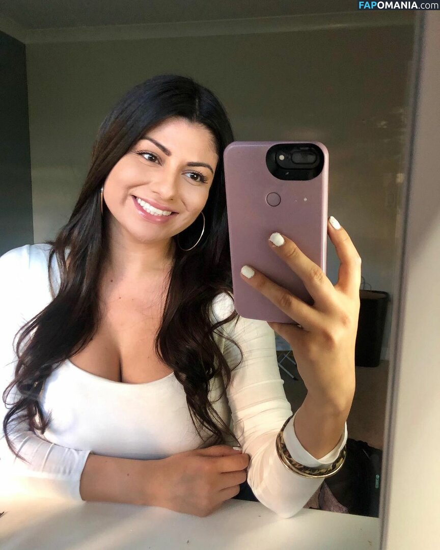 Sabrina / Sabrina_wet / dontripchocolatechip / sabrinacarpenter / sabrinainthecity / suhbeaner_ / upnextwithsabrina Naakt OnlyFans  Gelekte foto #15