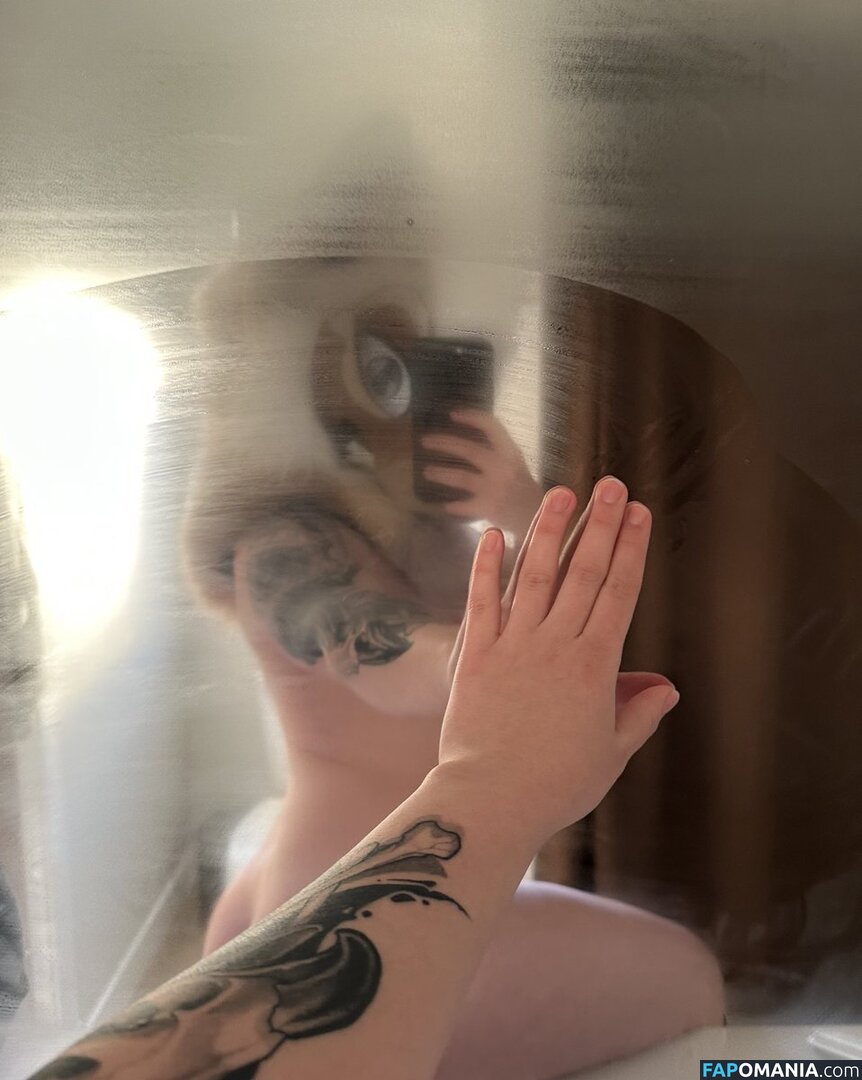 Sageisatrout / https: Naakt OnlyFans  Gelekte foto #1