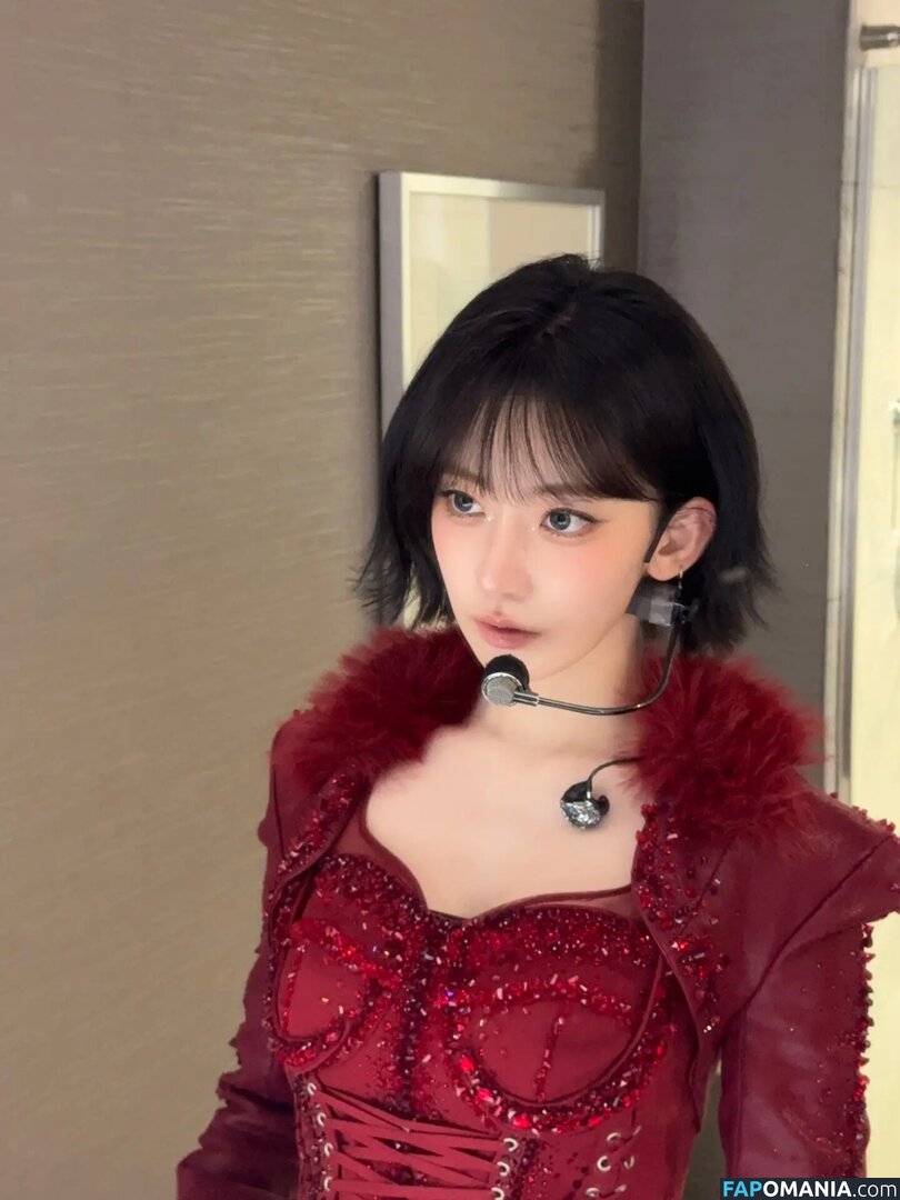 39saku_chan / LESSERAFIM / Sakura Miyawaki 宮脇 咲良 Naakt OnlyFans  Gelekte foto #9