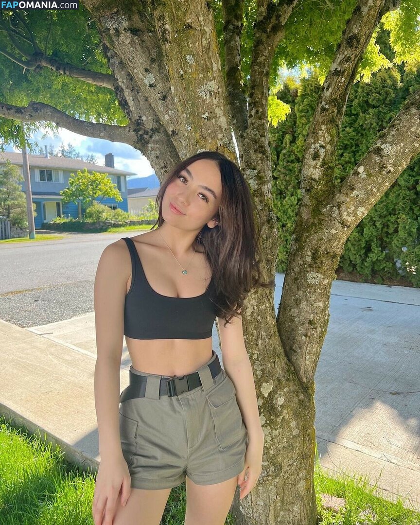 Sakura Shymko / SakuraShymko Naakt OnlyFans  Gelekte foto #3