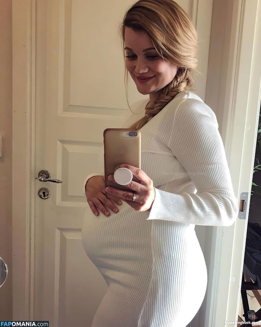 Sandra Lyng Naakt OnlyFans  Gelekte foto #5