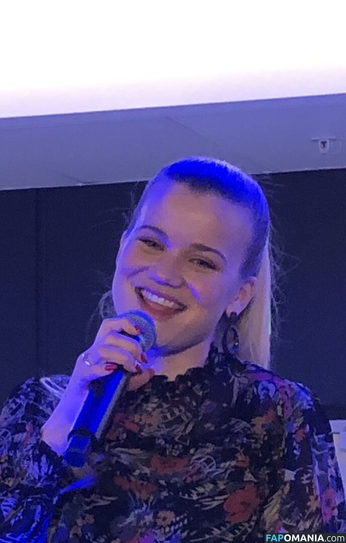 Sandra Lyng Naakt OnlyFans  Gelekte foto #8