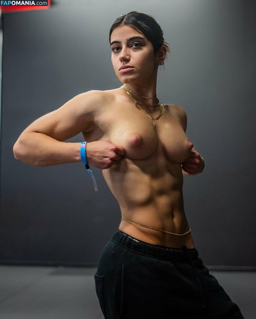 Sara Saffari Deepfake / sara_saffari / sarasaffari__ Naakt OnlyFans  Gelekte foto #3