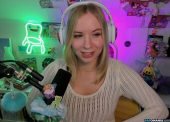 Sarahpodz / https: Naakt OnlyFans  Gelekte foto #6