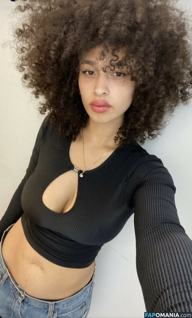 Sarina / svrinx Naakt OnlyFans  Gelekte foto #4