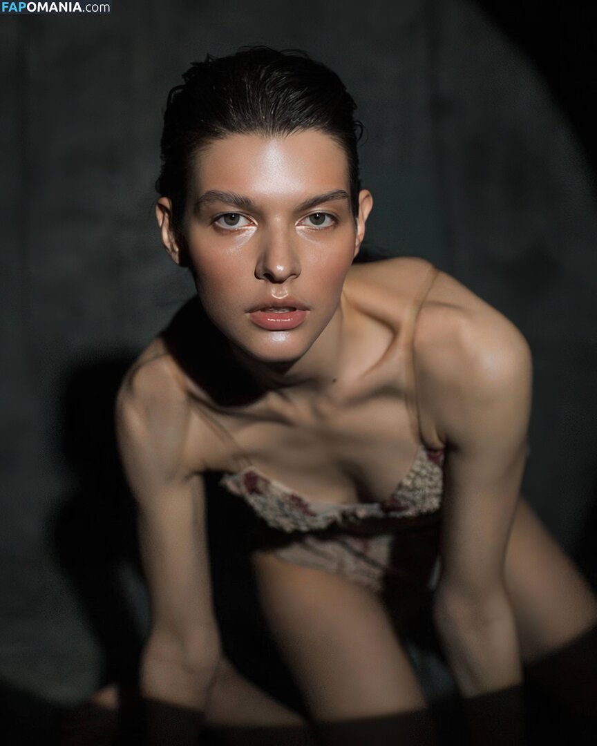 Sasha Zotova / shuzolotova Naakt OnlyFans  Gelekte foto #11