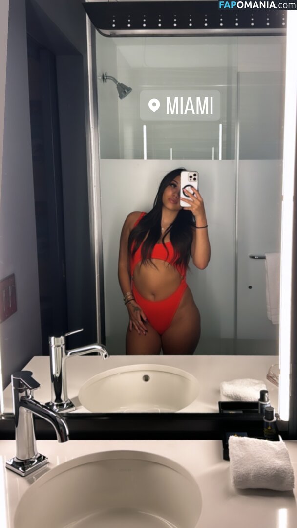 SassySounds ASMR / SassysoundsASMR / sassyselenaaaa / selenaaasasmr Naakt OnlyFans  Gelekte foto #71