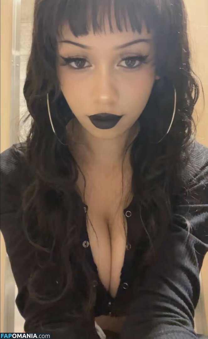 Scarlett Moon / https: / moonieseditz Naakt OnlyFans  Gelekte foto #1