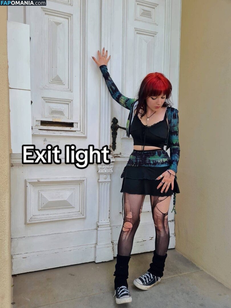 foxynfriendsmadebydesign / scorpionfl0wer / scrtcnt04 Naakt OnlyFans  Gelekte foto #2