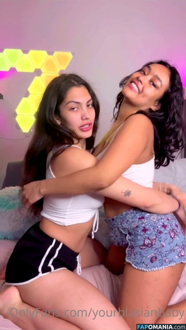 Self Booba Licking Videos / lizzobeeating Naakt OnlyFans  Gelekte foto #21