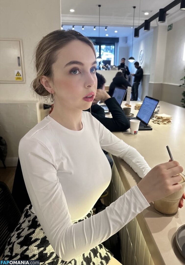 Serena Skybourne / https: / serenaskybourne Naakt OnlyFans  Gelekte foto #37