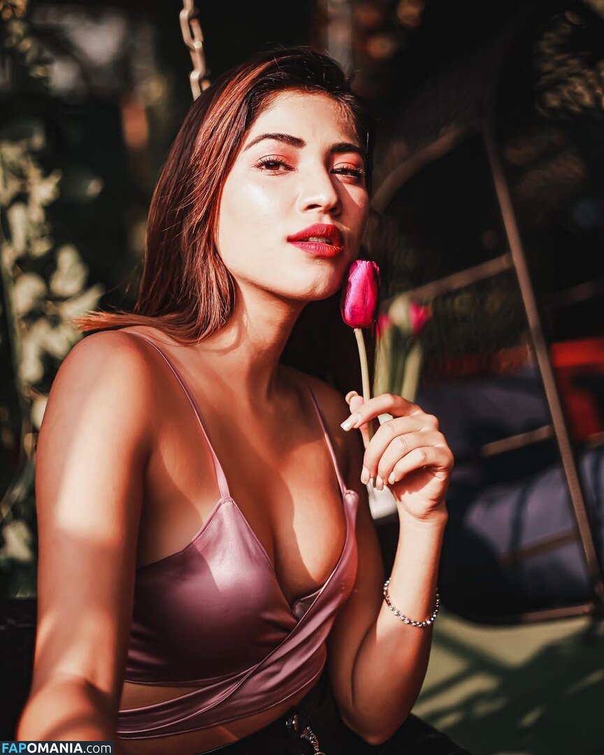 Shivani Singh / shivani.singhh Naakt OnlyFans  Gelekte foto #2