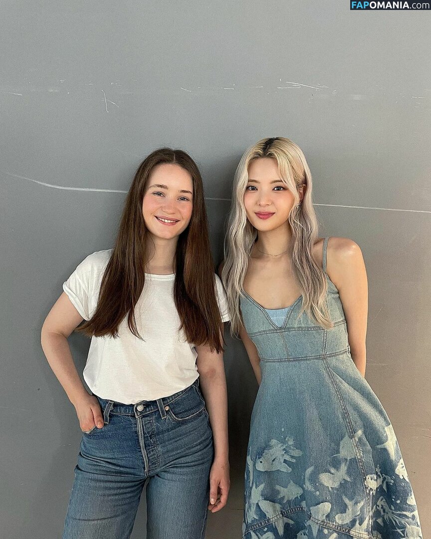 Sigrid / Sigrid Solbakk Raabe / thisissigrid Naakt OnlyFans  Gelekte foto #3