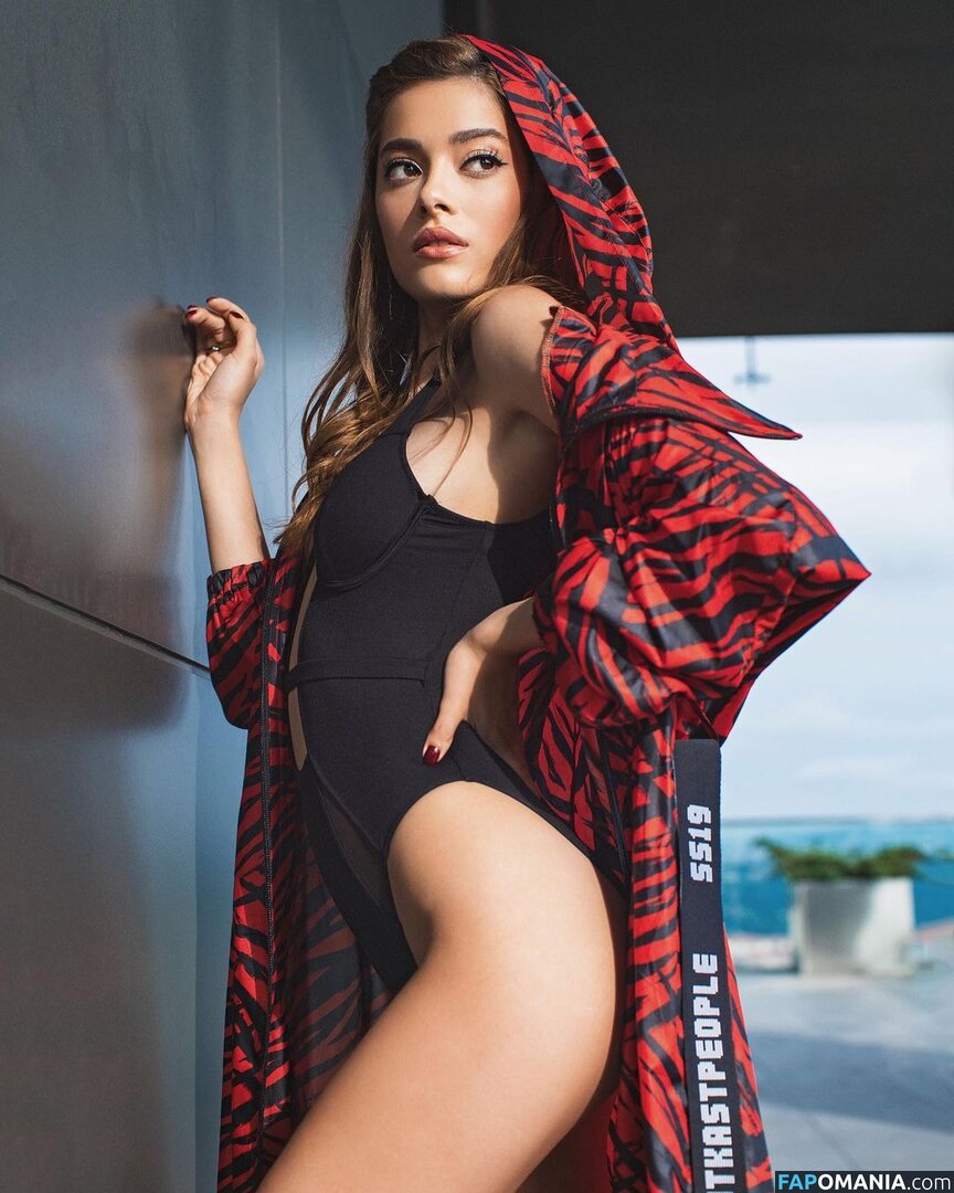 Simay Barlas Naakt OnlyFans  Gelekte foto #3