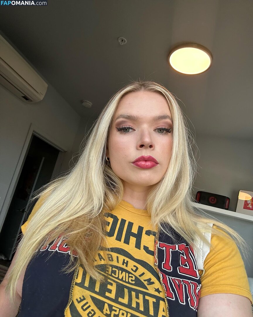 rapper / sinawynne Naakt OnlyFans  Gelekte foto #4