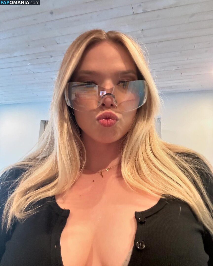 rapper / sinawynne Naakt OnlyFans  Gelekte foto #9