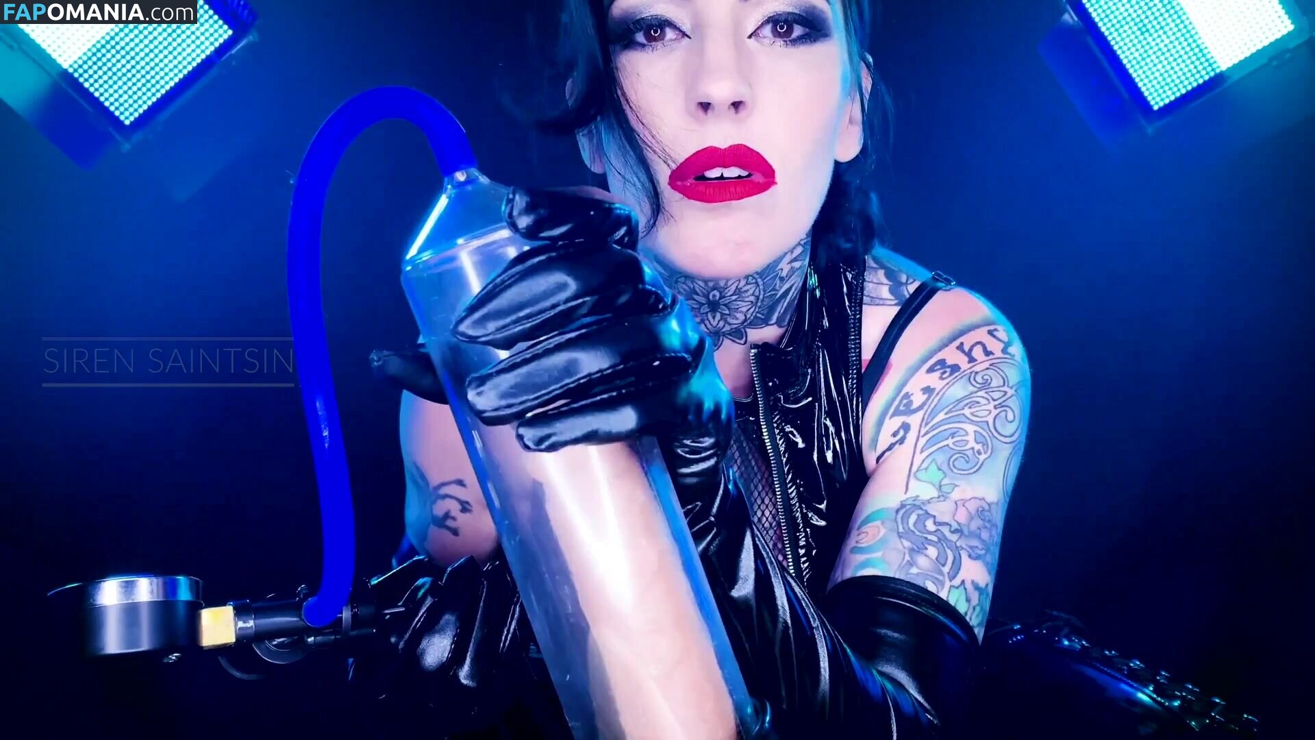 Siren SaintSin / siren-sin / sirenstsin Naakt OnlyFans  Gelekte foto #1