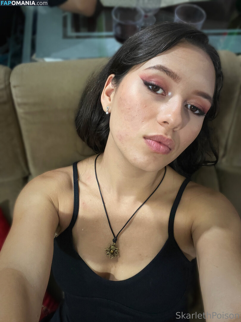 scarlettejh / skarlethpoison Naakt OnlyFans  Gelekte foto #4