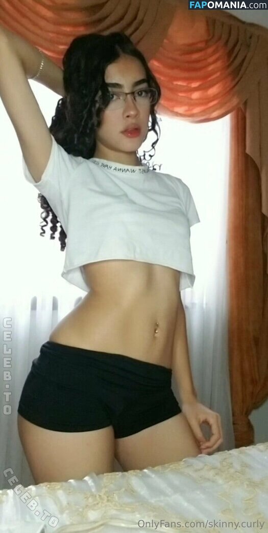 Skinny.Curly Naakt OnlyFans  Gelekte foto #4