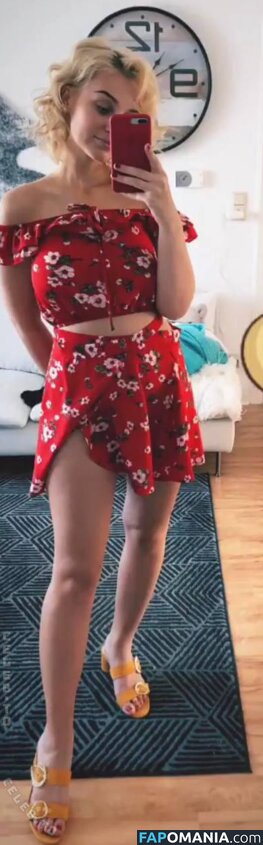 Sashkaskanal / Slimladysashka Naakt OnlyFans  Gelekte foto #4