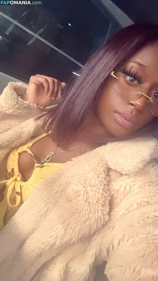Lola B / Smoochess2xx Naakt OnlyFans  Gelekte foto #3