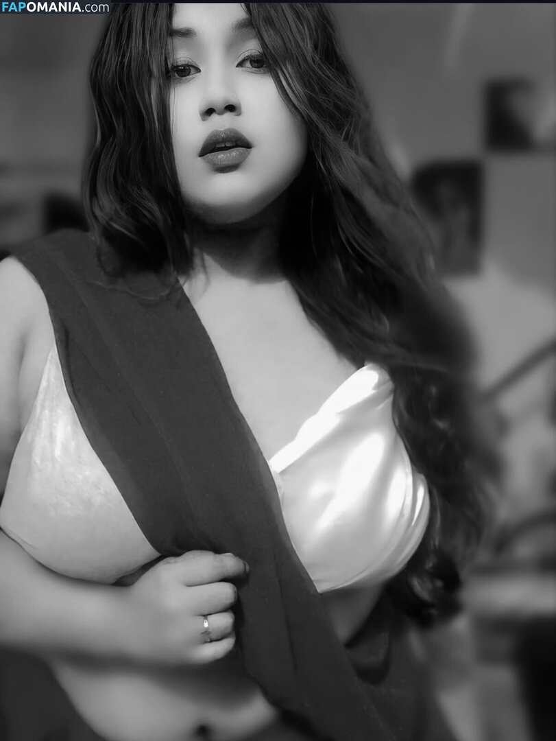 Sneha Gowry / _gowreeee_ Naakt OnlyFans  Gelekte foto #1