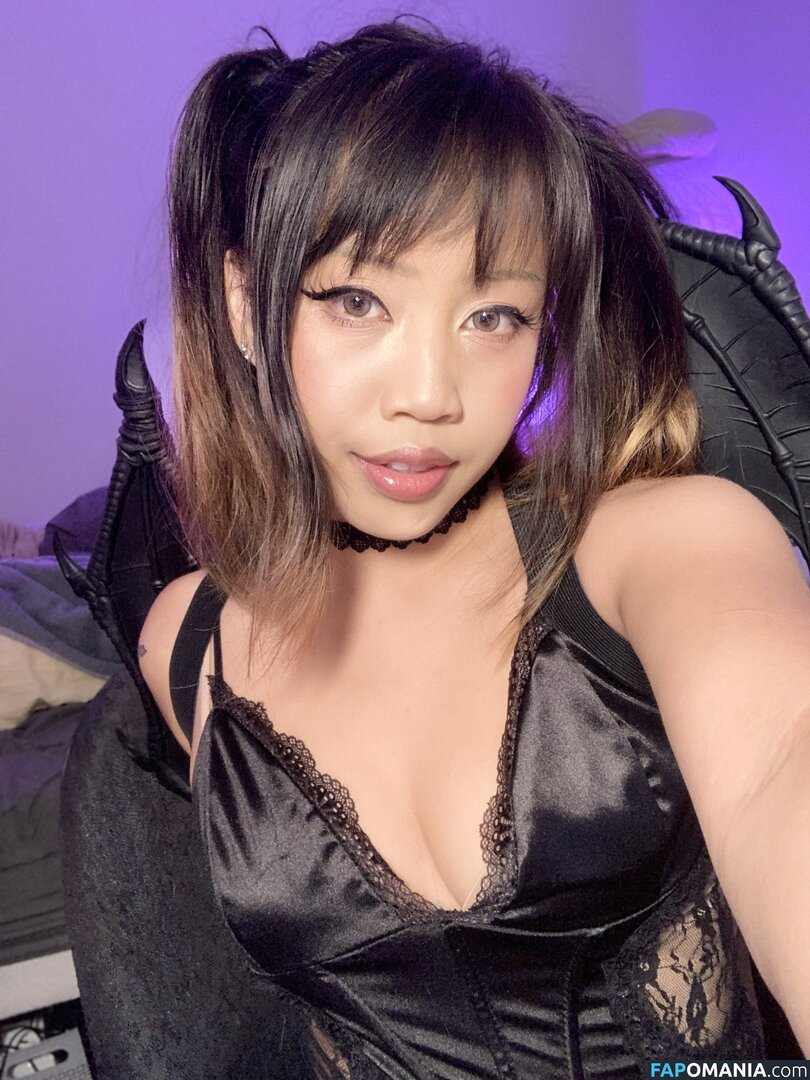 So.ko / vpusoko Naakt OnlyFans  Gelekte foto #1