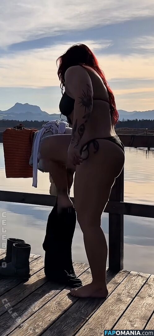 Sophia Thiel / sophia.thiel Naakt OnlyFans  Gelekte foto #3