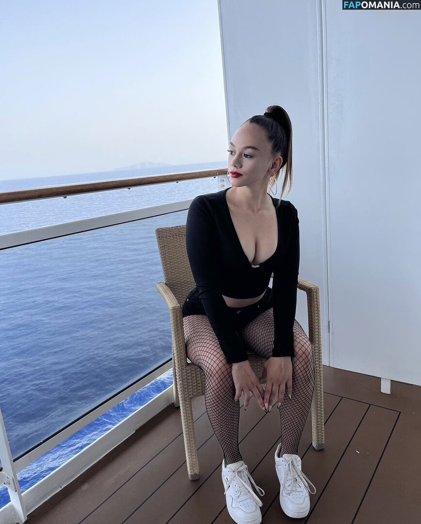 Sophie Gerlach / _.sophie05._ Naakt OnlyFans  Gelekte foto #6