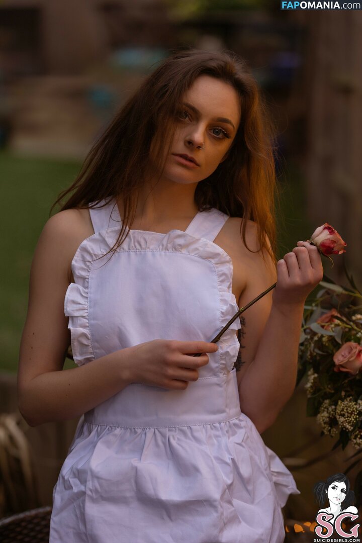 Sophiestonem Naakt OnlyFans  Gelekte foto #1