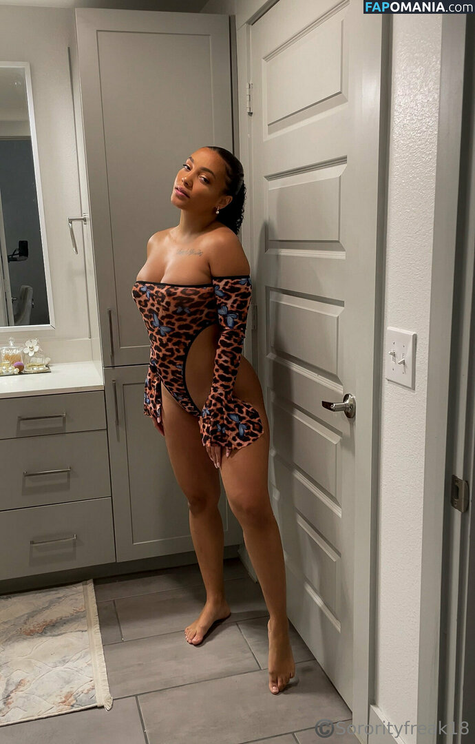 asualphaphi / sororityfreak18 Naakt OnlyFans  Gelekte foto #164