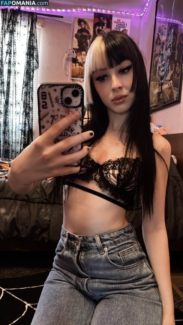 spookypumpkinn / spookypumpkinn_ / spookyycass Naakt OnlyFans  Gelekte foto #2