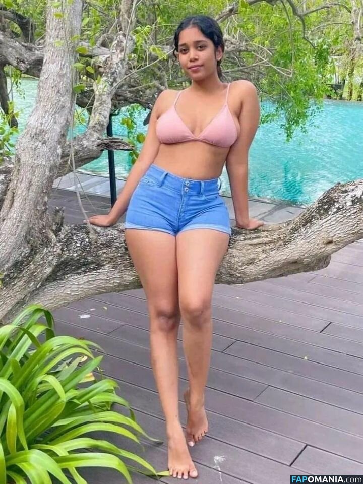 Sri Lanka / Sri Lankan Girls / hashini.guruge / poojaniperera Naakt OnlyFans  Gelekte foto #13