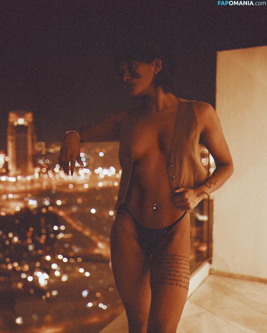 Sri Lanka / Sri Lankan Girls / hashini.guruge / poojaniperera Naakt OnlyFans  Gelekte foto #16