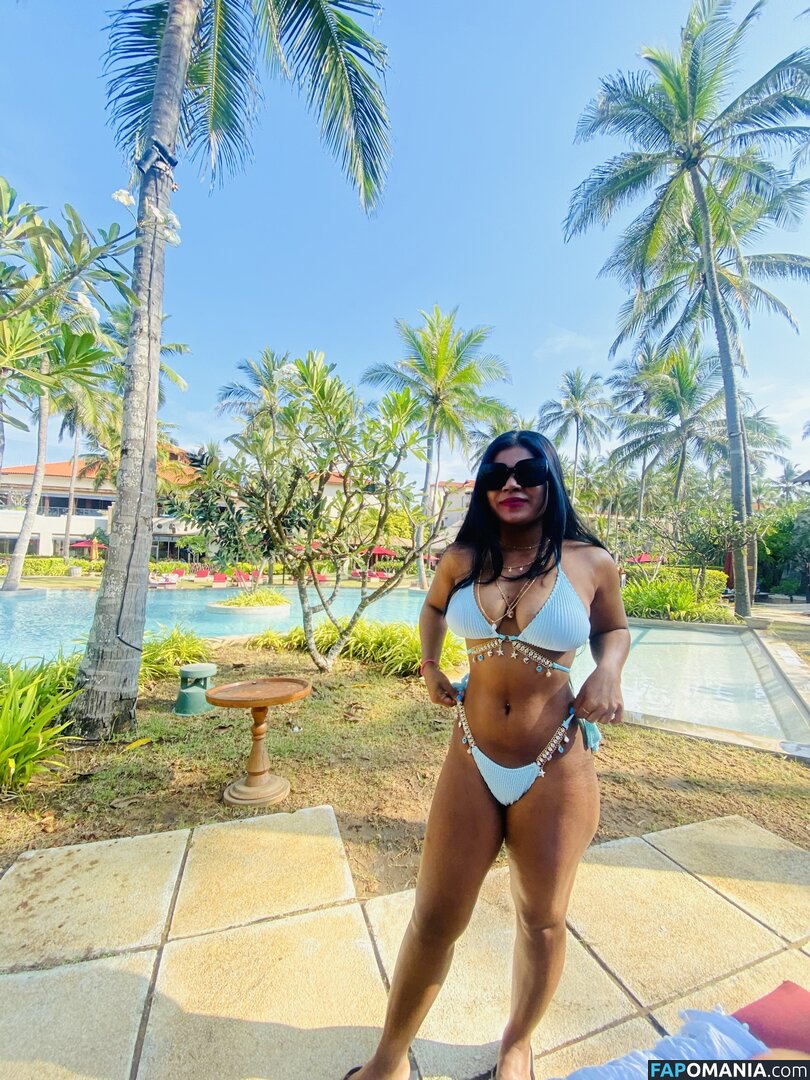 Sri Lanka / Sri Lankan Girls / hashini.guruge / poojaniperera Naakt OnlyFans  Gelekte foto #80