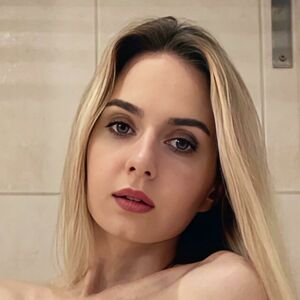 Stacy_swan