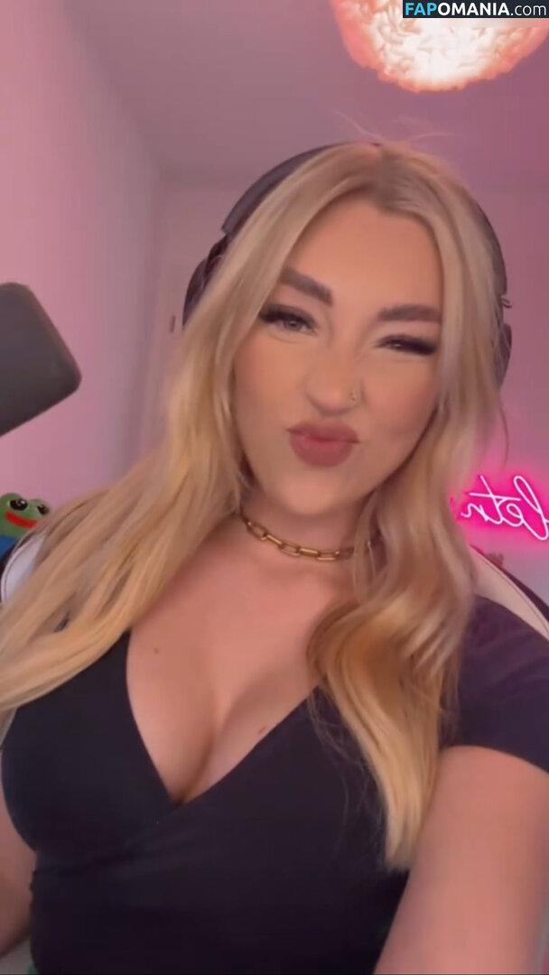 Starletnova / https: Naakt OnlyFans  Gelekte foto #6