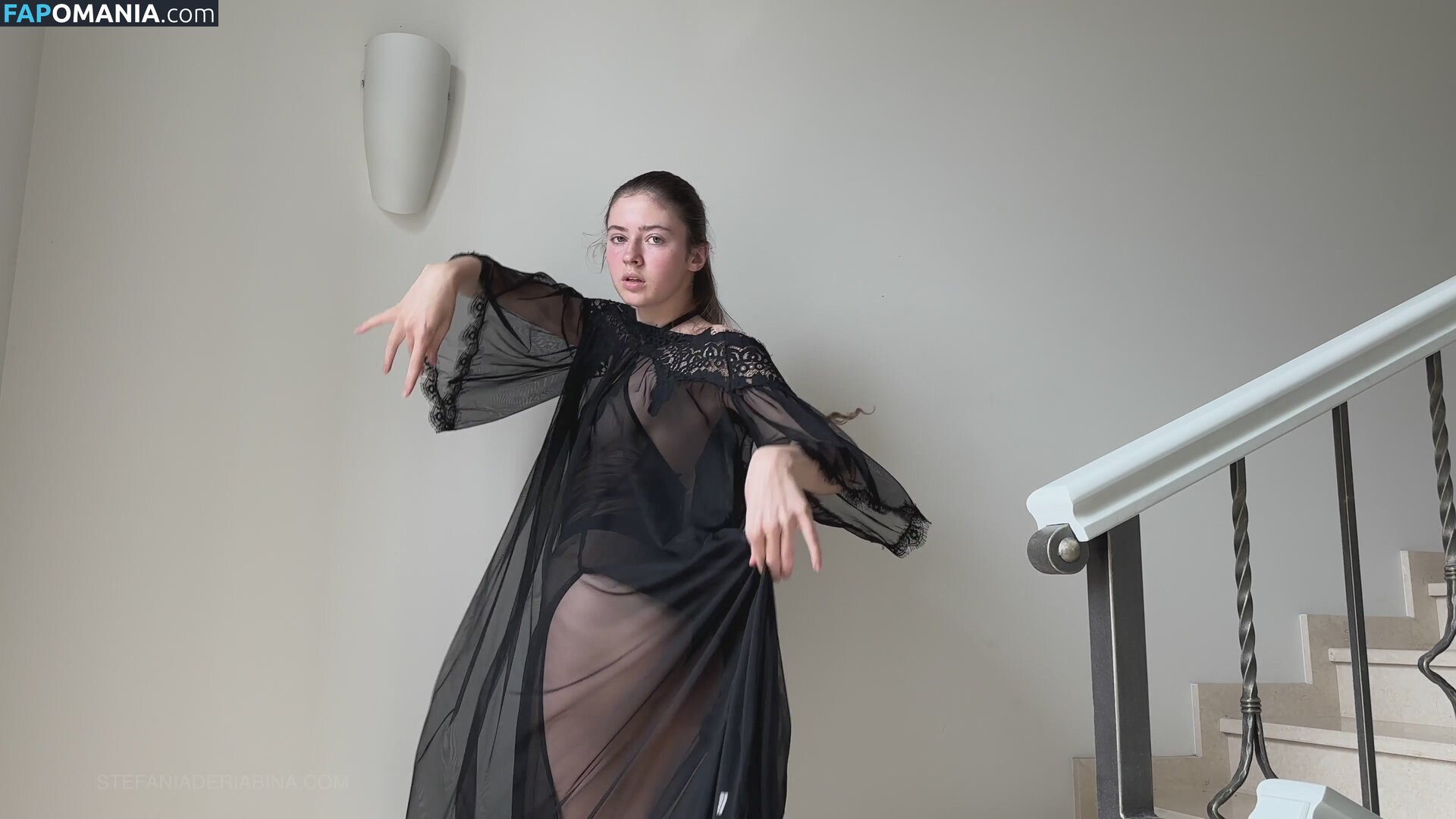 Derwald / Stefania Deriabina / st.efania4105 / xostefania Naakt OnlyFans  Gelekte foto #4