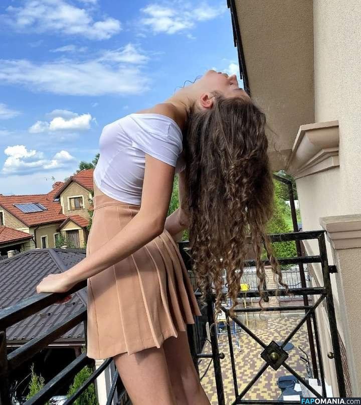 Derwald / Stefania Deriabina / st.efania4105 / xostefania Naakt OnlyFans  Gelekte foto #17