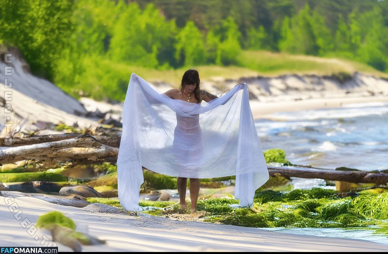 Steffiluxe / https: / steffiluxxe Naakt OnlyFans  Gelekte foto #1