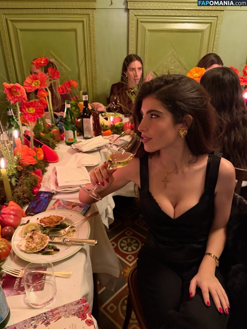 Stephanie Nassar / nassarstephanie Naakt OnlyFans  Gelekte foto #3