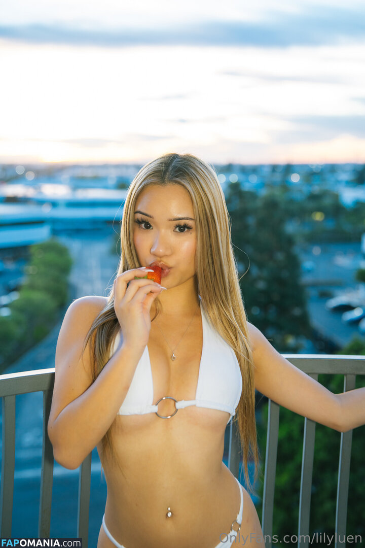 Lily Luen / Strawbunnyloop / lily.luen Naakt OnlyFans  Gelekte foto #6