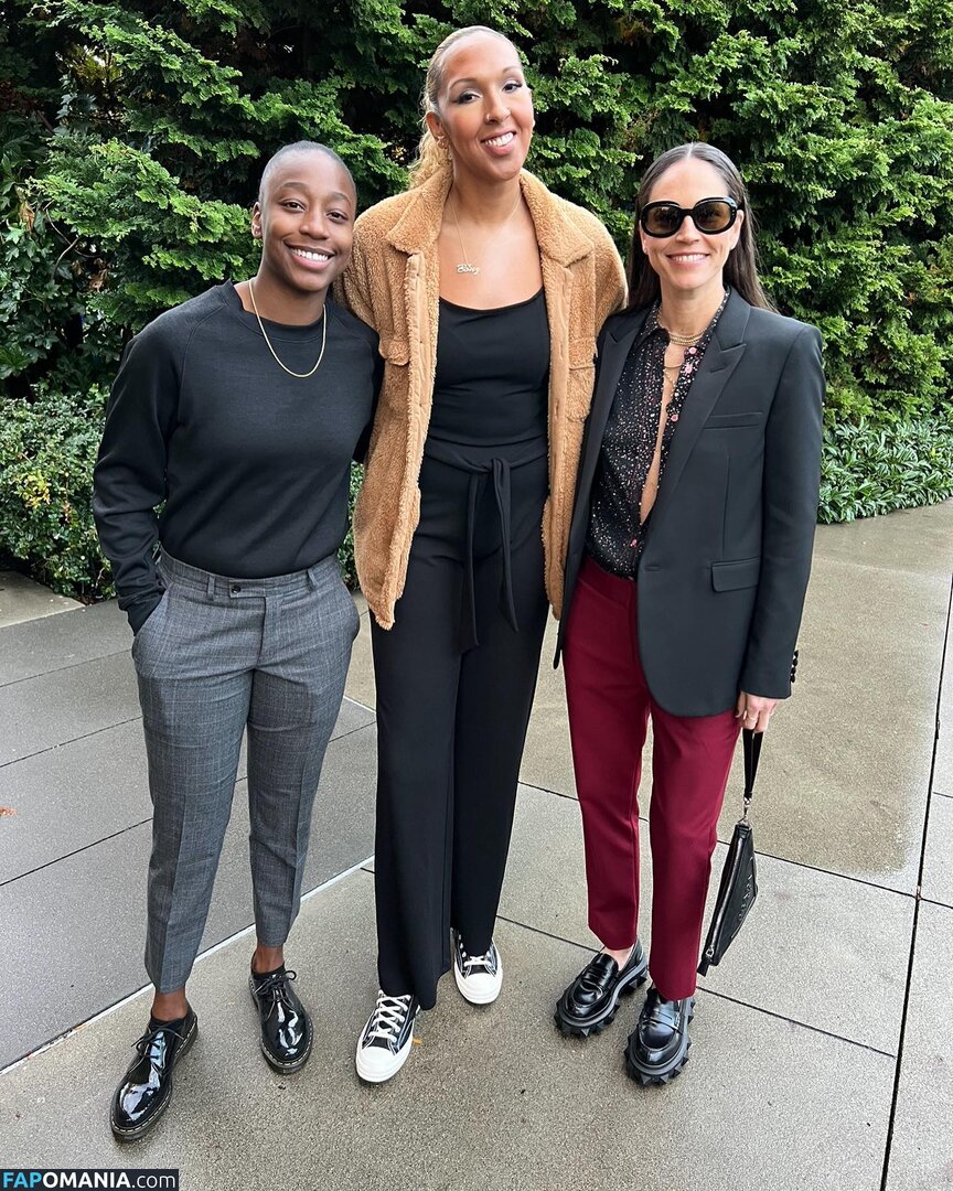 Sue Bird / WNBA Player / https: / s10bird / sbird10 Naakt OnlyFans  Gelekte foto #1