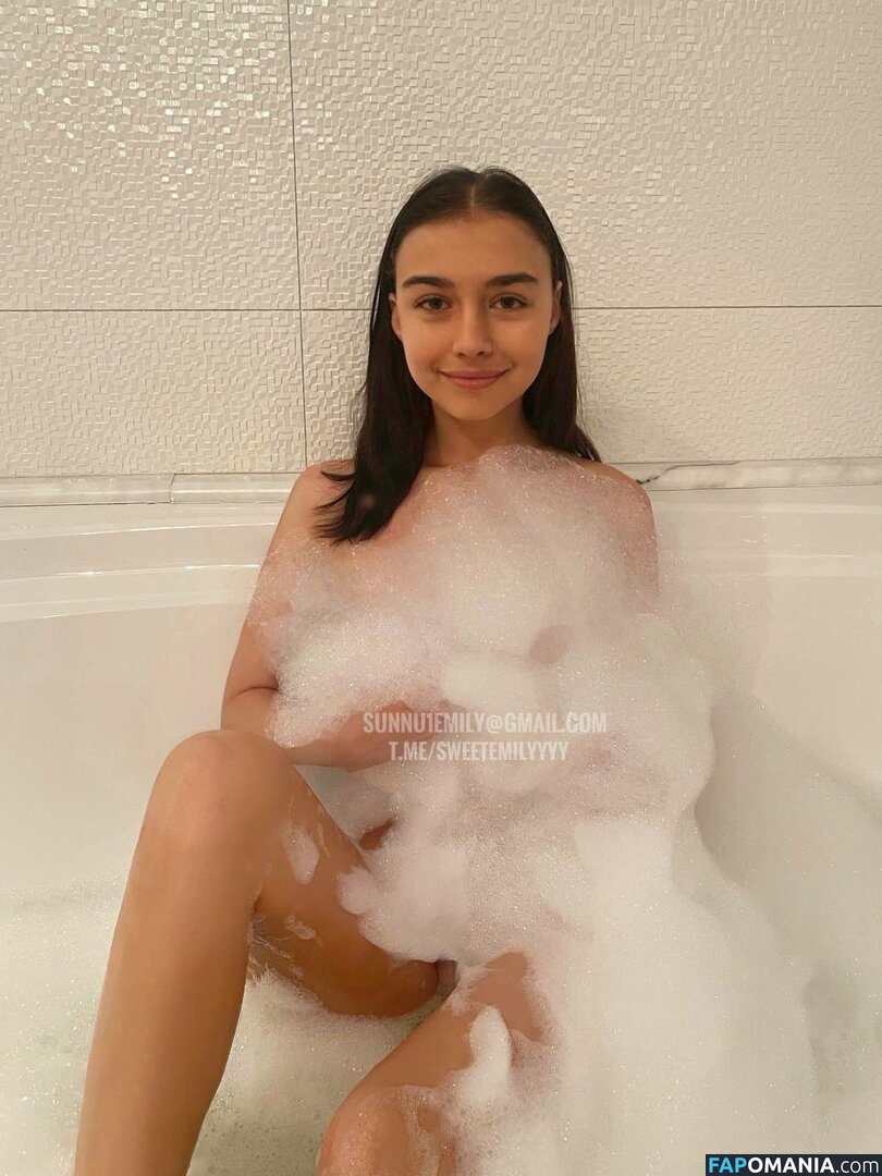 Sunny Emilly / Sunny Emy / SweetEmilyyyy / kylie.little.toes / sunny.emily.backup Naakt OnlyFans  Gelekte foto #7