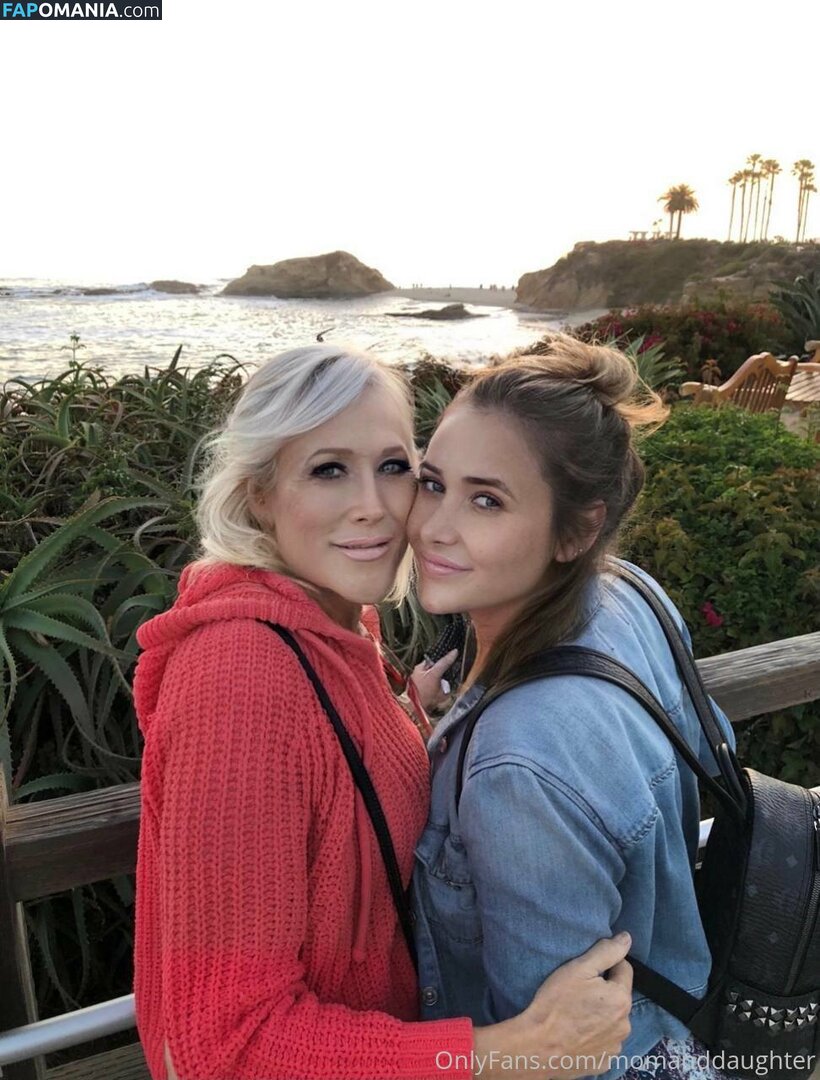 suzieandhannah / suzieandhannahfree Naakt OnlyFans  Gelekte foto #7